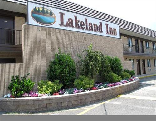 Lakeland Inn - Bohemia מראה חיצוני תמונה