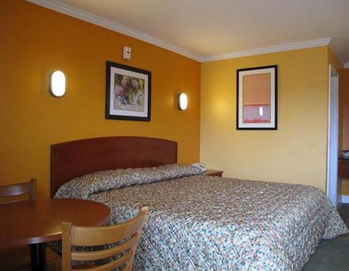 Lakeland Inn - Bohemia מראה חיצוני תמונה